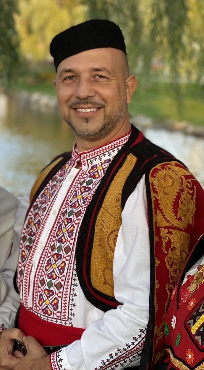  “Изворни хора” с Валентин Иванов